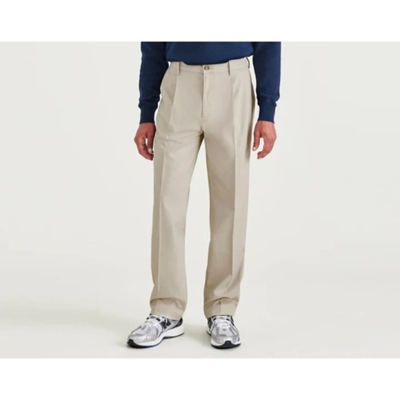 Dockers Khaki Beige Tan Pants Men's 36x32 Pleated Iron Free Flex Straight NWT - Picture 1 of 6